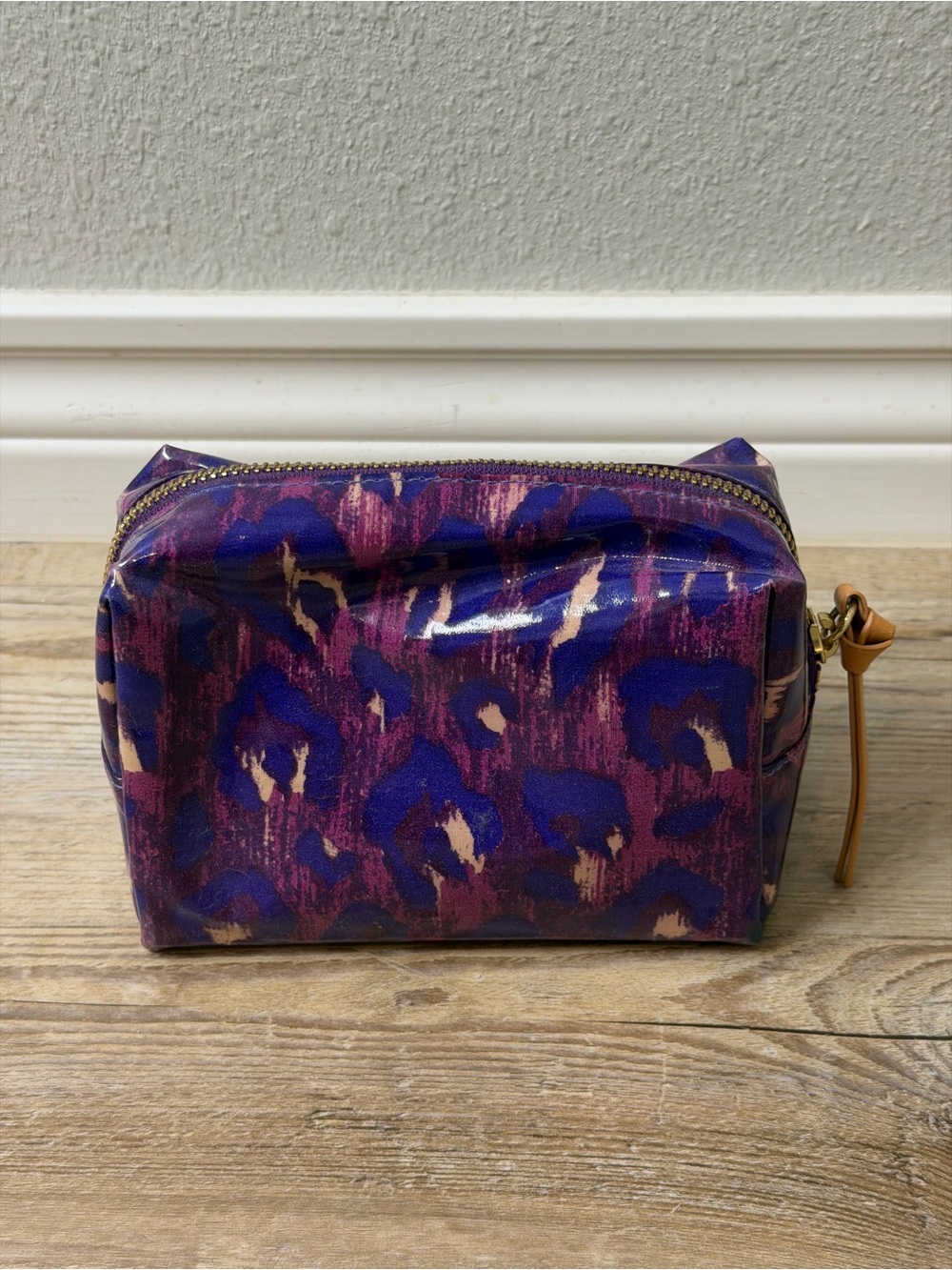 Tory Burch Cosmetic Bag - Picture 2 of 5